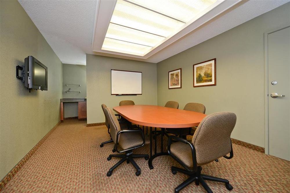 Americas Best Value Inn And Suites Overland Park Facilities photo